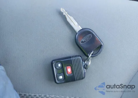 2007 Ford Escape Xlt z USA, uszkodzony, nr VIN 1FMYU03Z07KB37371